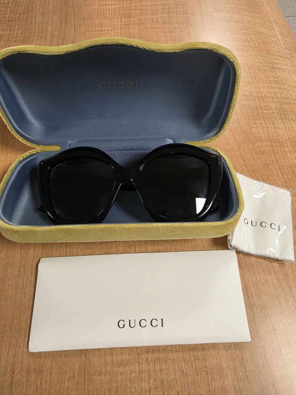 Gucci Glossy Black Oversized Cat-Eye Sunglasses